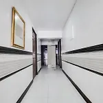Oyo 894 Cosmo Hotel P Campa Manila